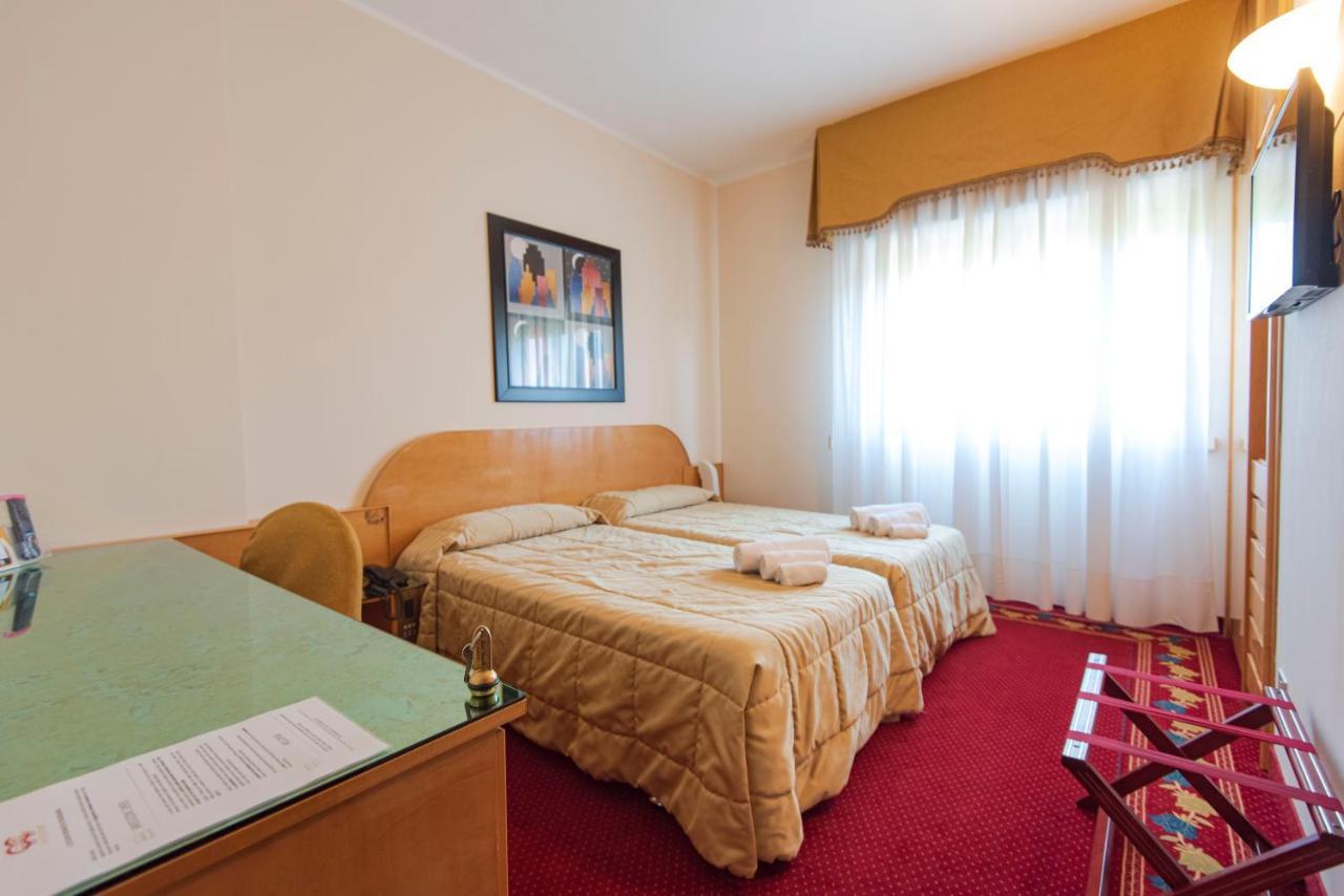 Hotel Castello Artemide Congressi 4*