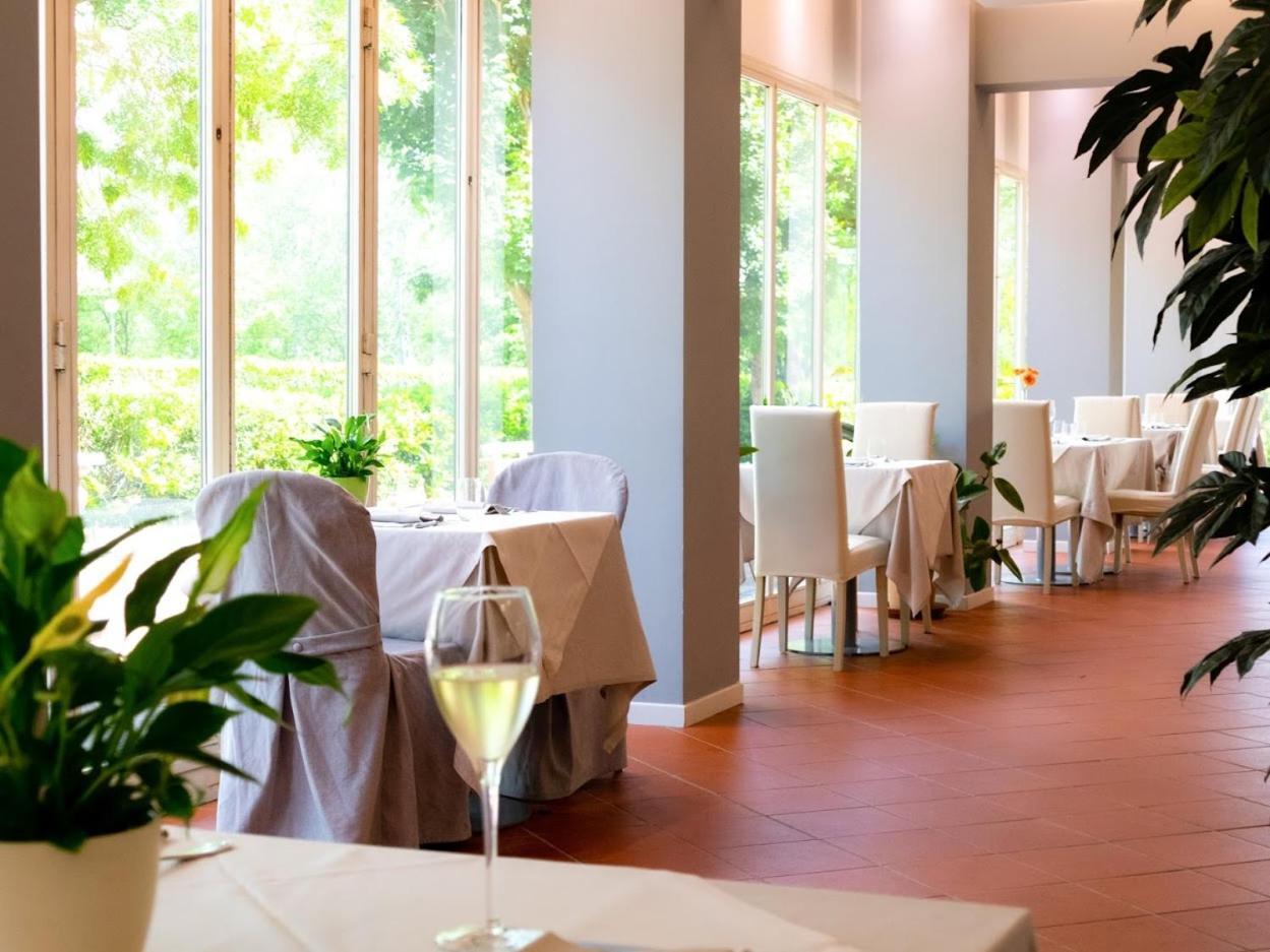 Hotel Castello Artemide Congressi 4*