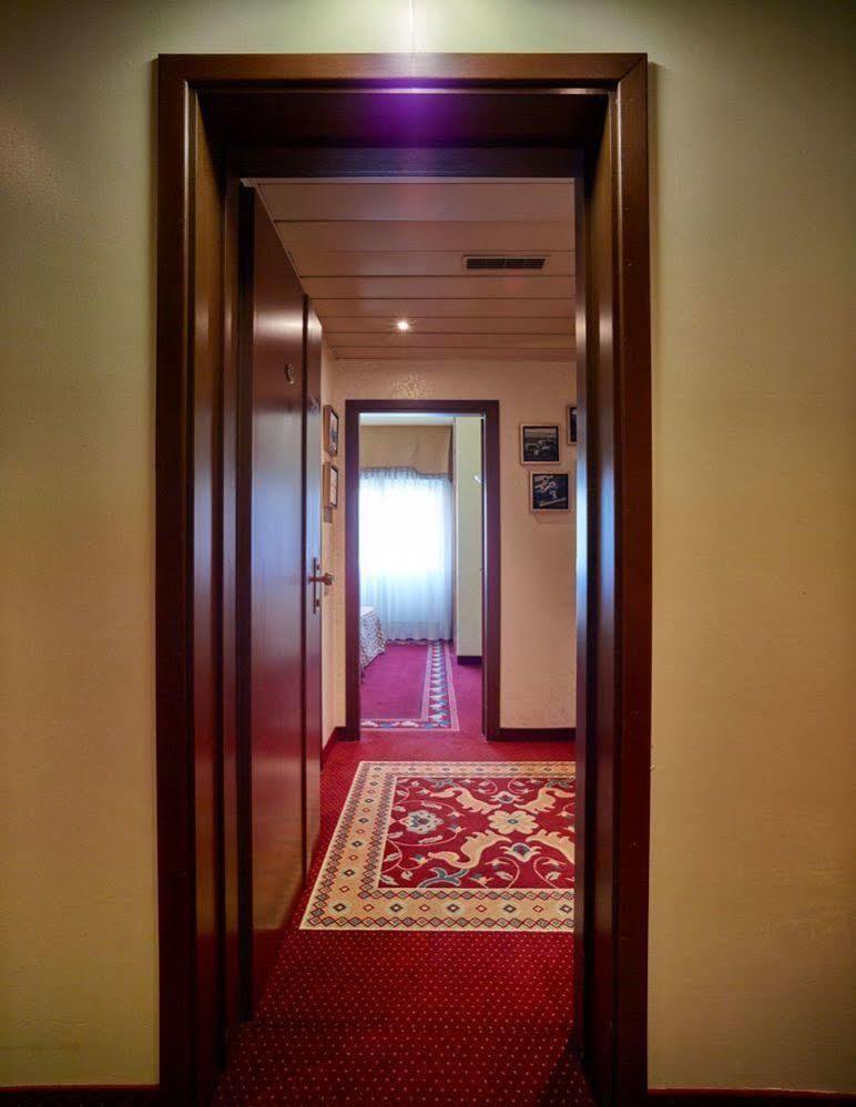 Castello Artemide Congressi Hotel 4*